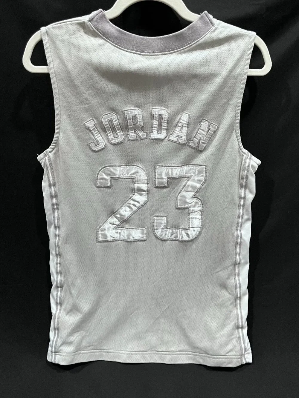 Jordan Brand UNC Tar Heels Silver Mesh Basketball Jersey #23 Men’s Small